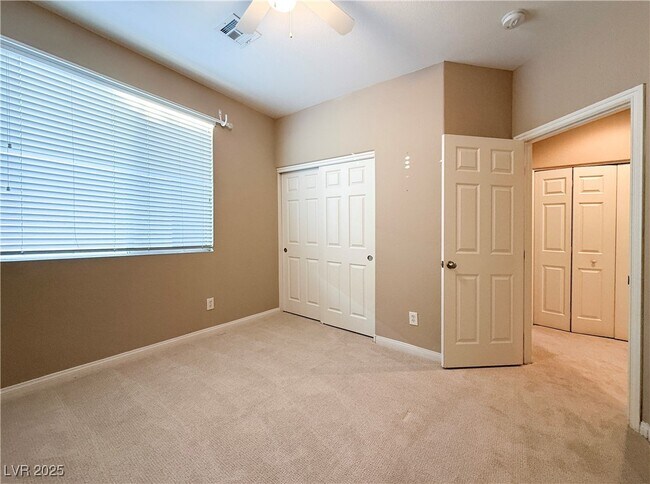 Building Photo - 7673 French Springs st'