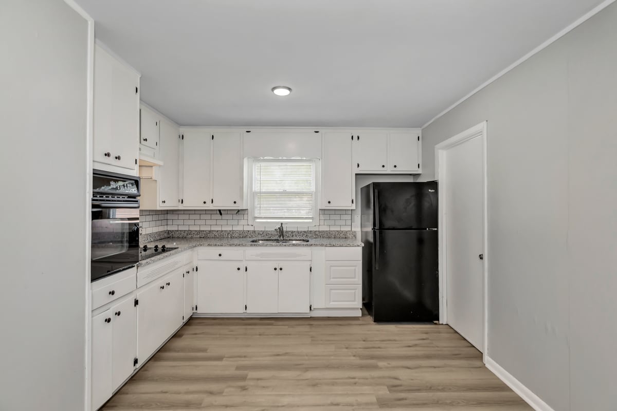 Building Photo - 4318 Balwin Dr SW