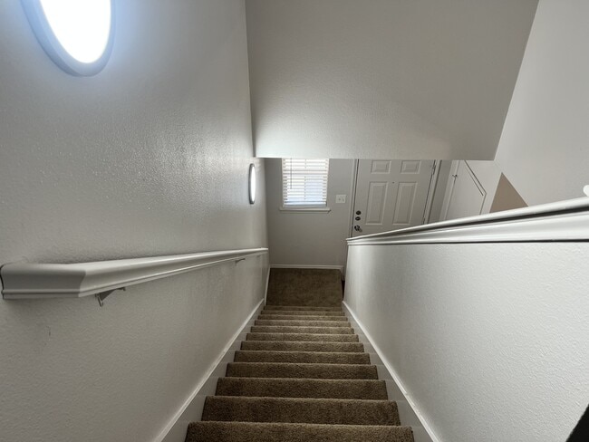 Building Photo - 7614 Downe Dr
