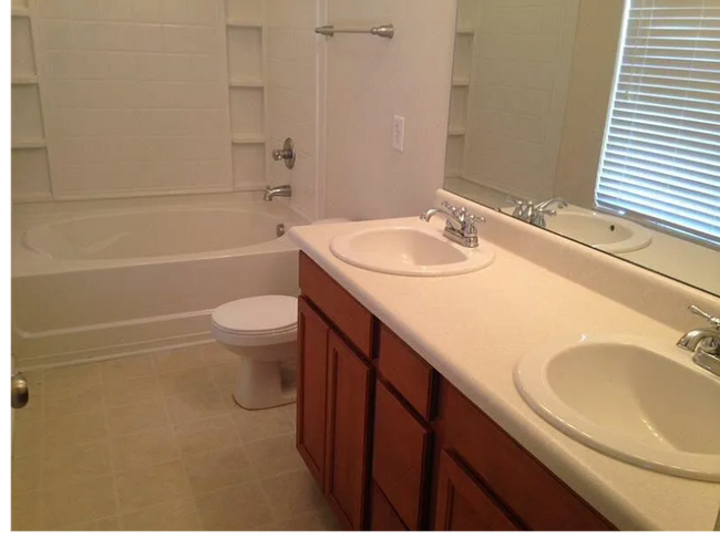 Building Photo - Lexington - Persimmon Grove