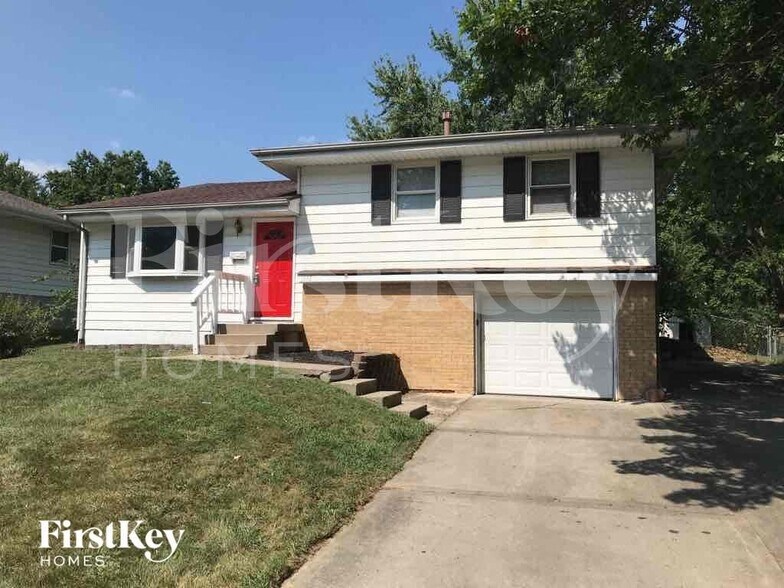 Primary Photo - 7912 NE 54th St