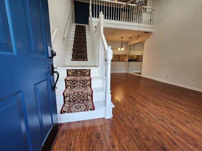 Building Photo - 1204 Loose Strife Pl