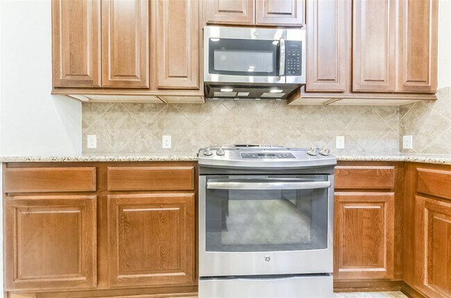 Building Photo - 248 Clementine Ct