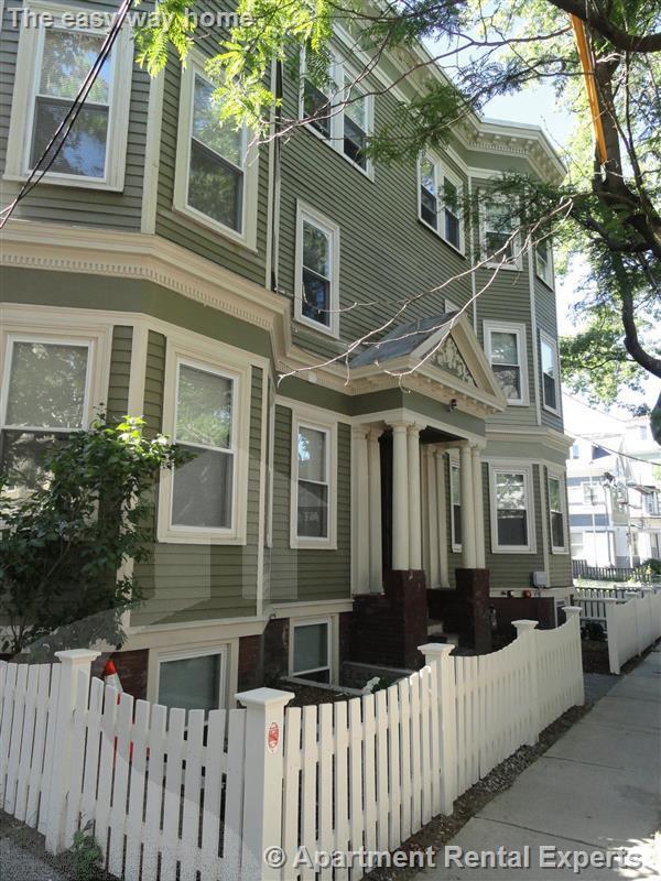 Building Photo - 231 Norfolk St