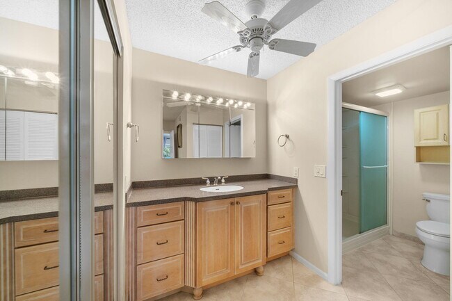 Building Photo - 21669 Tall Palm Cir