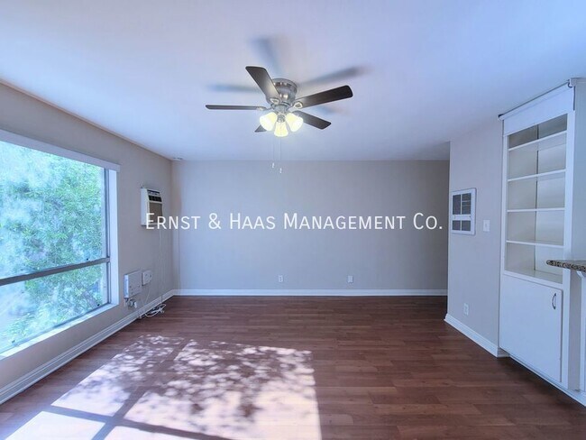 Building Photo - 5585 E Pacific Coast Hwy