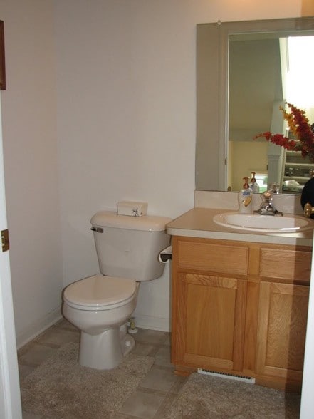 Building Photo - 3144 Promenade Cir
