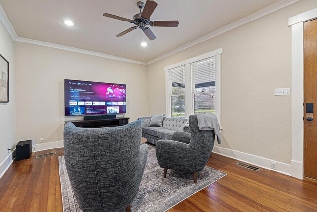 Building Photo - 1211 Lexington St