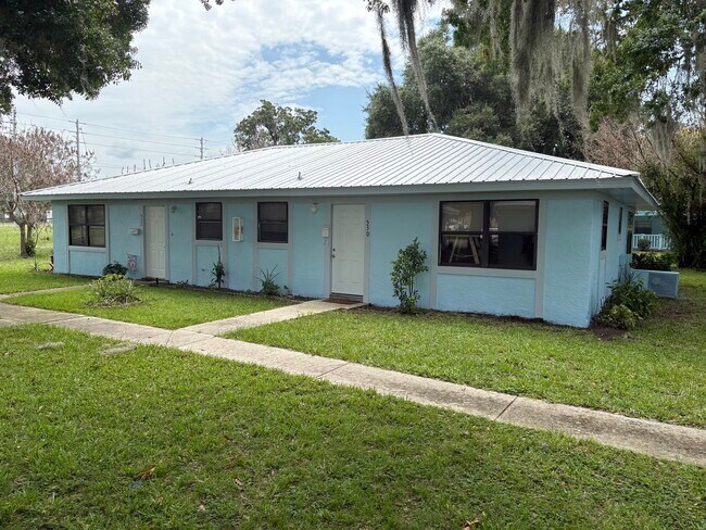 Building Photo - 530 Grapefruit Ave