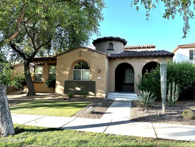 Building Photo - 20959 W Edith Way