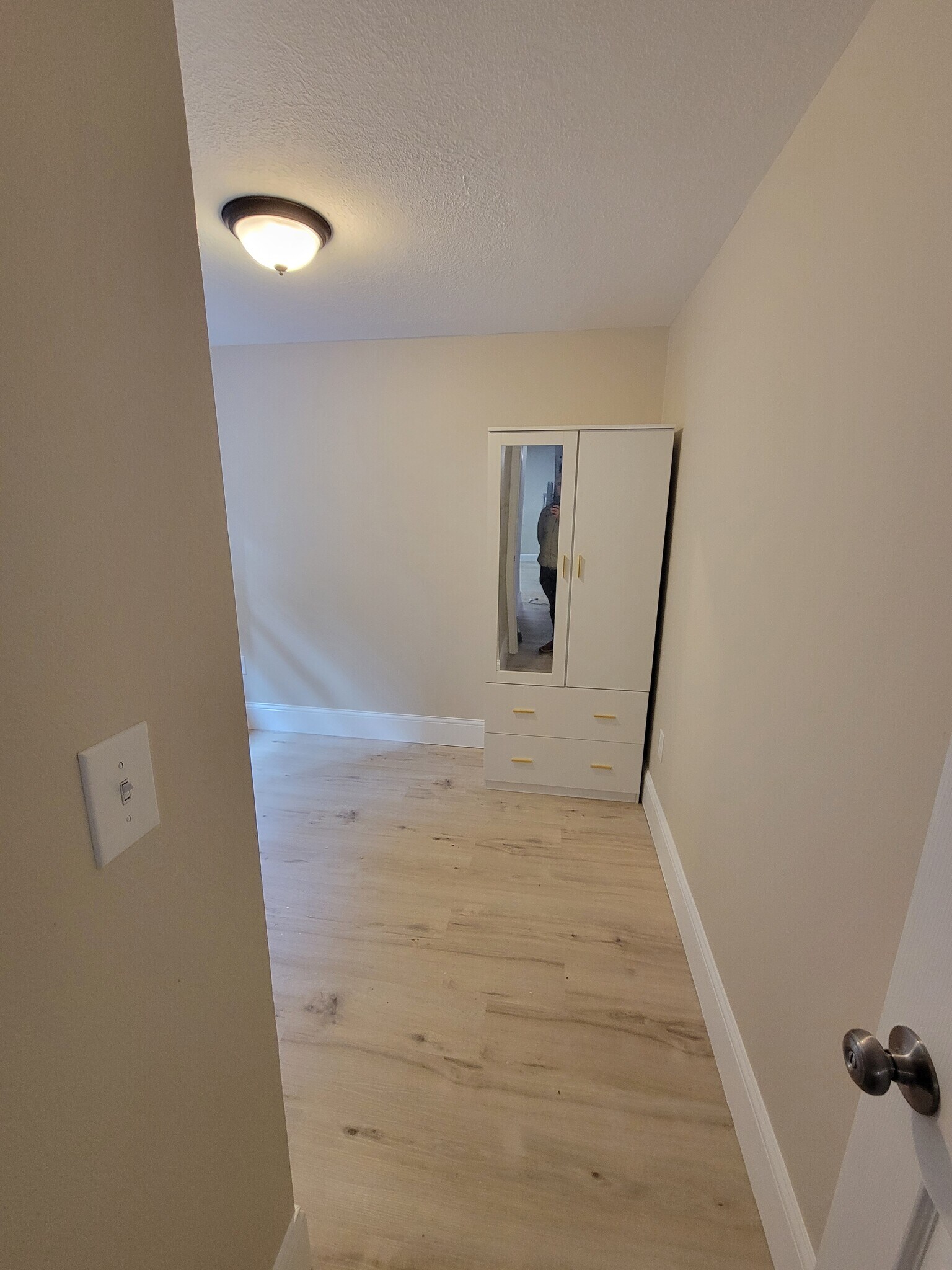 Building Photo - 12835 SW Grant Ave