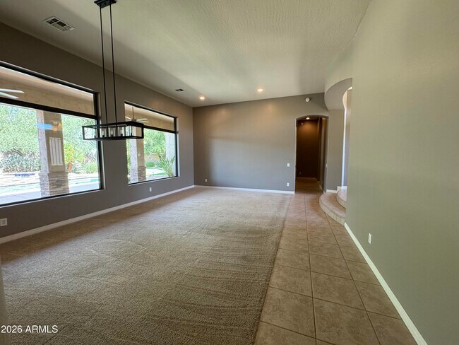 Building Photo - 3172 E Birchwood Pl