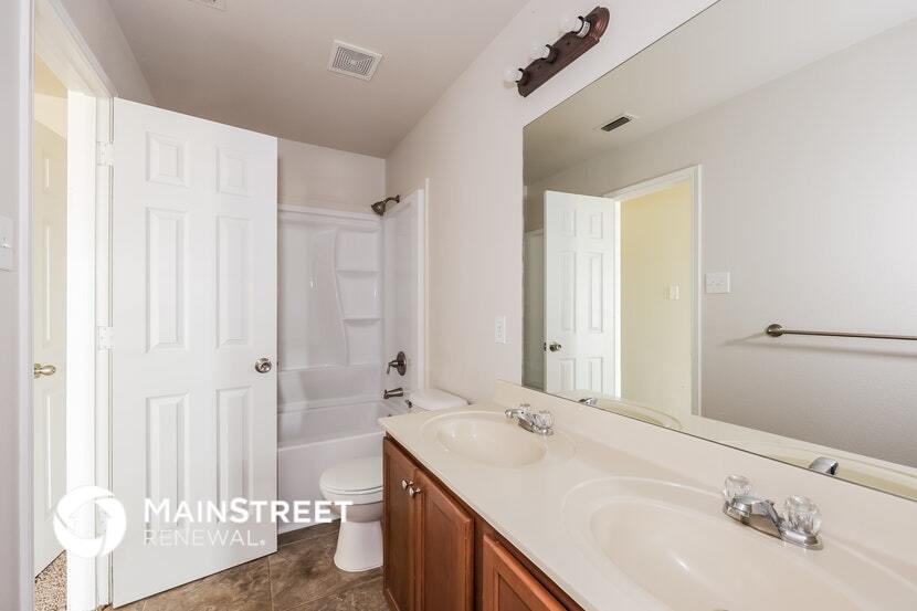 Building Photo - 1625 Thorntree Ln