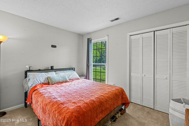 Building Photo - 439 Candlewood Dr