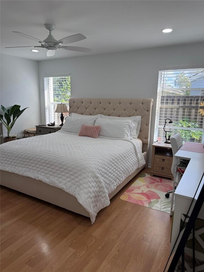 Building Photo - 2704 Pinewood Ct