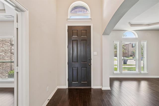 Building Photo - 6043 Oakmere Ln