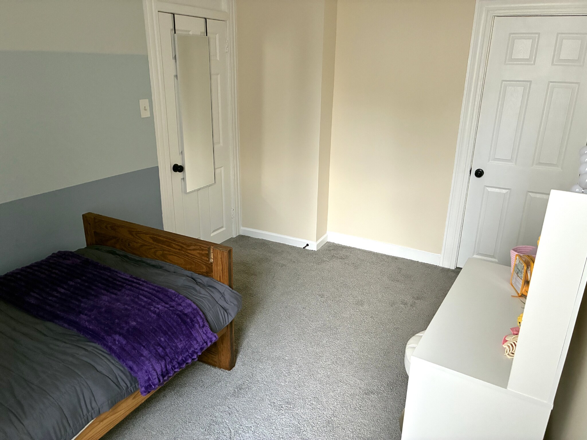 2nd Bedroom - 832 W 35th St
