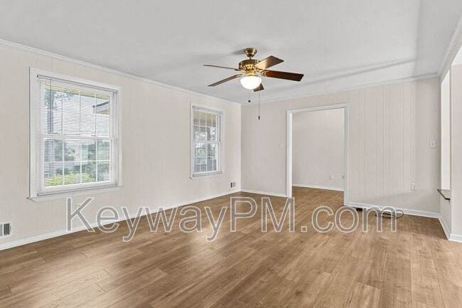 Building Photo - 2574 Richmond Hill Rd