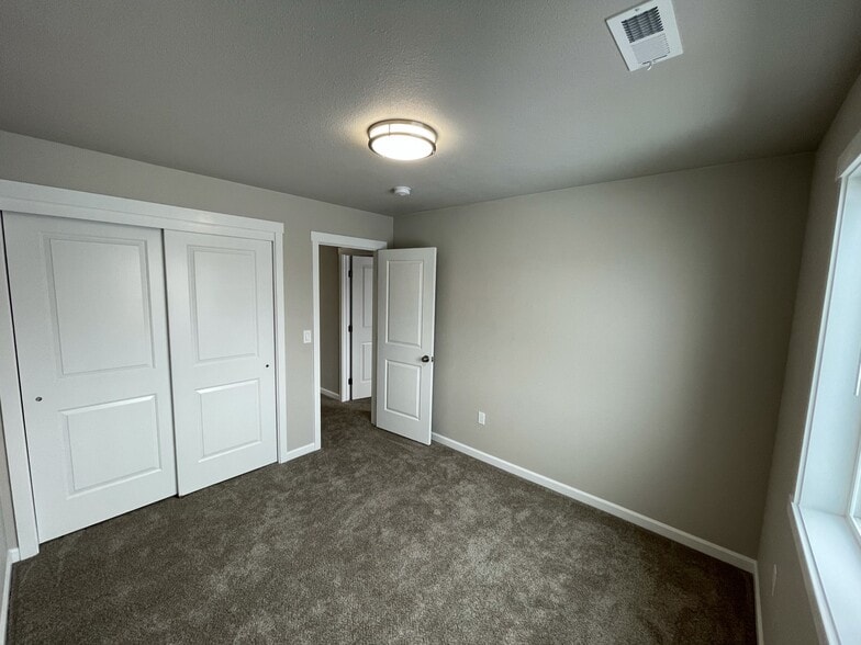 Front bedroom 1 - 9016 W Winona Rd