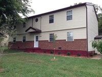 Building Photo - 2205 Vienna Rd