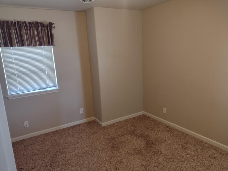 Bedroom #3 - 2nd Floor - 1227 2nd Ave NE