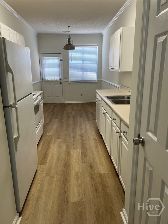 Building Photo - 1159 Mohawk St