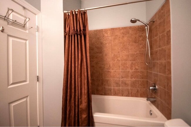 Building Photo - 2154 N Natchez Ave