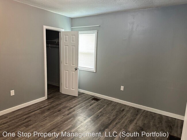 Building Photo - 2 br, 1 bath House - 225 Lexington Rd Apt A