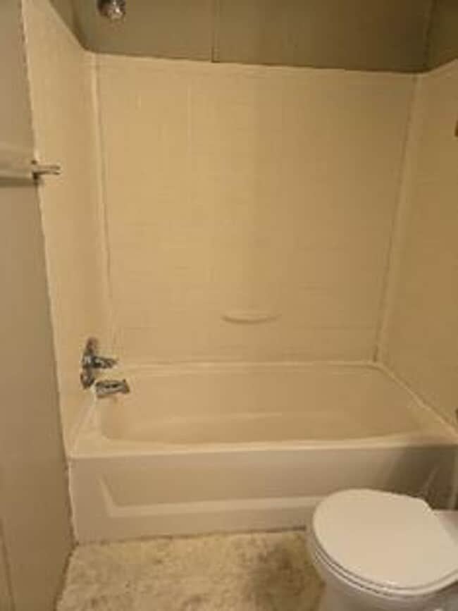 Building Photo - STUDENTS WELCOME! Old Town Fort Collins 3 Bed 2 Bath Mobile Home - Great Location