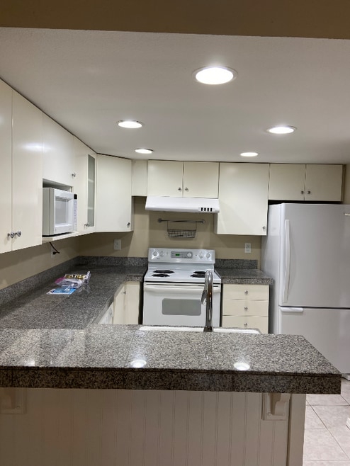 Building Photo - 9470 Redmond - Woodinville Rd NE