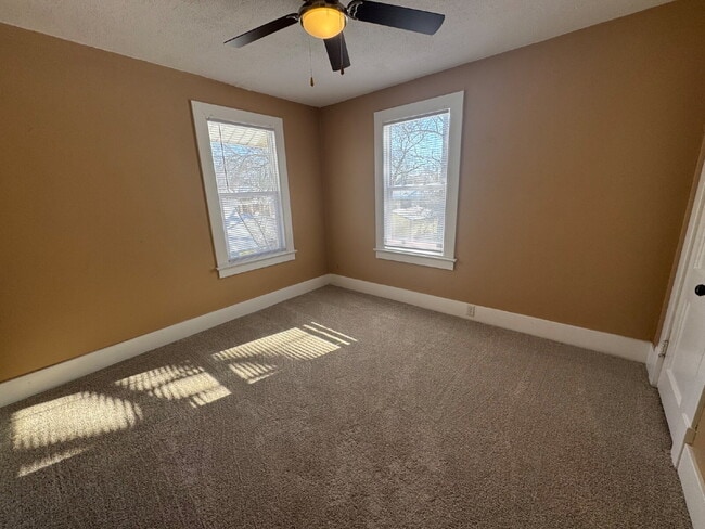 Building Photo - Room to Breathe! 4-Bedroom Springfield Home Ready Now!