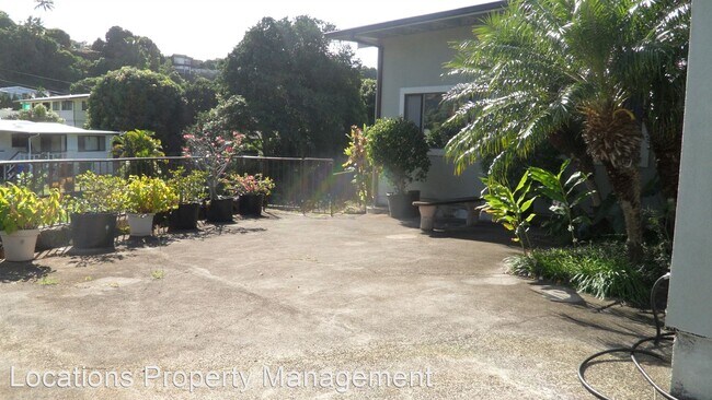 Building Photo - 3 br, 2 bath House - 1485 Onipaa Street