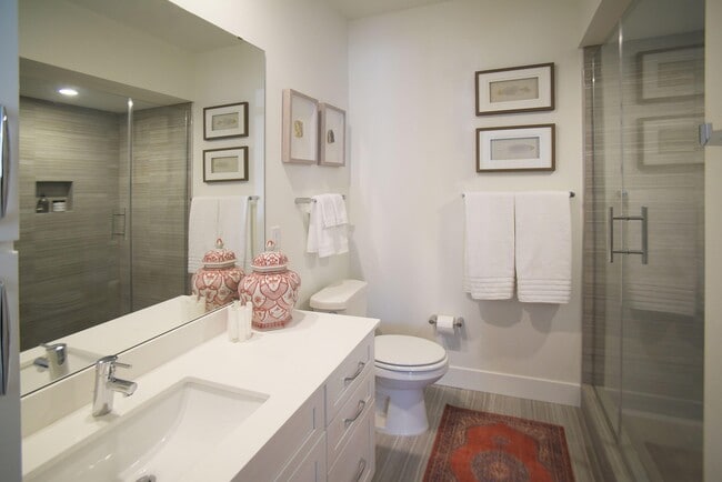 Building Photo - 11330 N Buntrock Ave