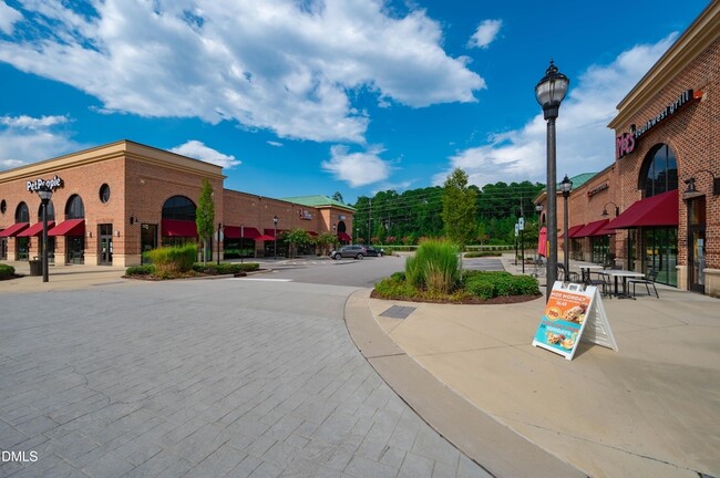 Building Photo - 1646 Clayfire Dr.