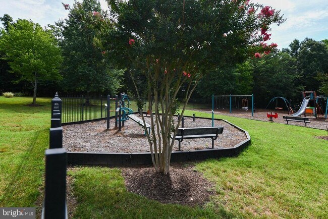 Building Photo - 1401 Deep Gorge Ct