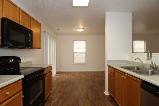 Building Photo - 7937 Cork Bend Ln