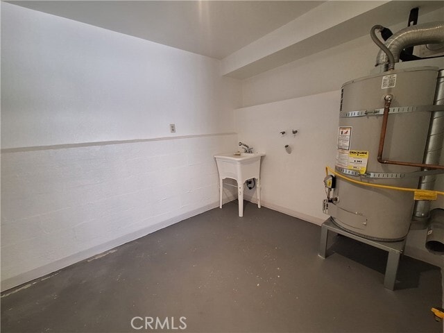 Building Photo - 2800 Plaza del Amo