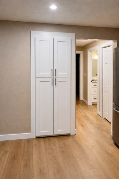 Building Photo - 4403 S Donald Ct