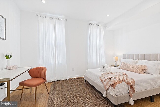 Building Photo - 1524 S 25th St