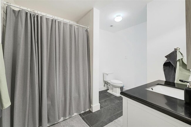 Building Photo - 2627 Geronimo Trail