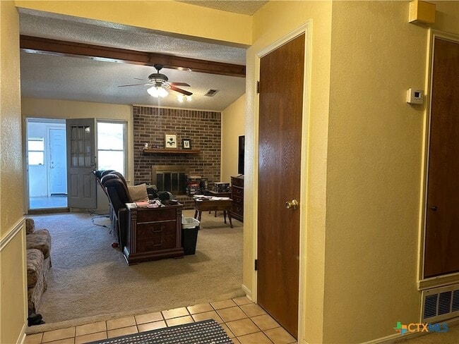 Building Photo - 1810 Gautier Ave