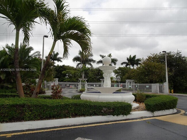 Building Photo - 5460 NW 107th Ave