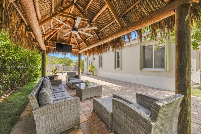 Building Photo - 16000 SW 91st Ct