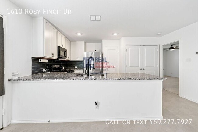 Building Photo - 1610 Rosy Finch Dr