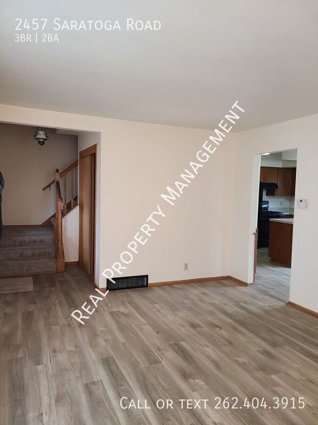 Building Photo - 3 bedroom 1.5 bath townhome