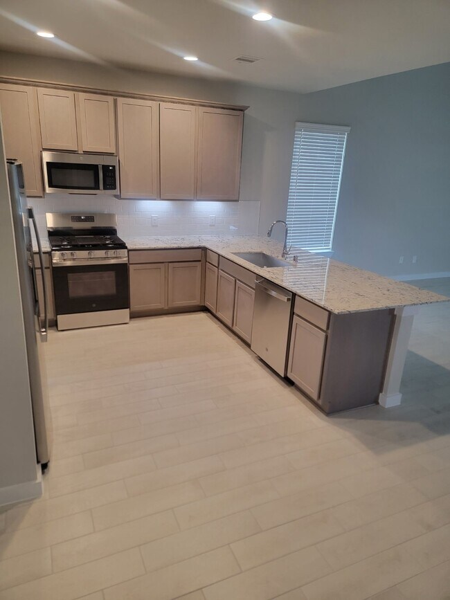 Building Photo - 3130 Boulder Rdg Dr