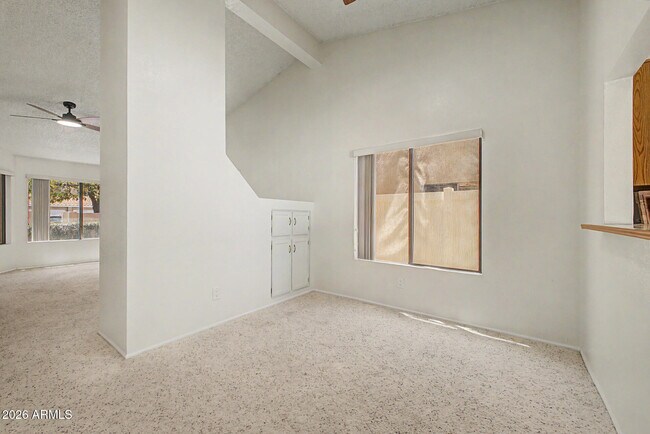 Building Photo - 3510 E Hampton Ave