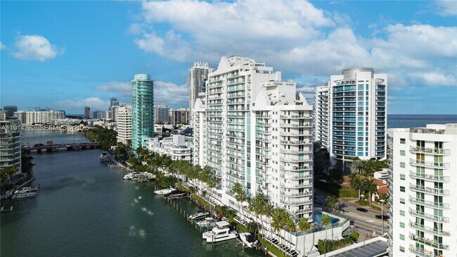 Building Photo - 5900 Collins Ave