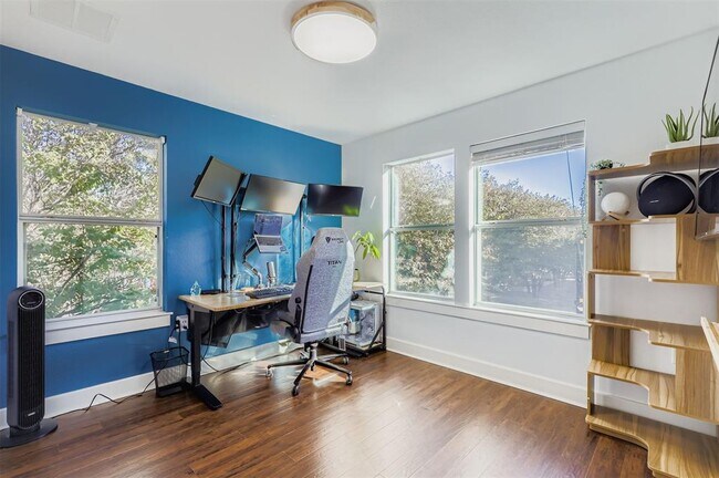 Building Photo - 1601 Miriam Ave