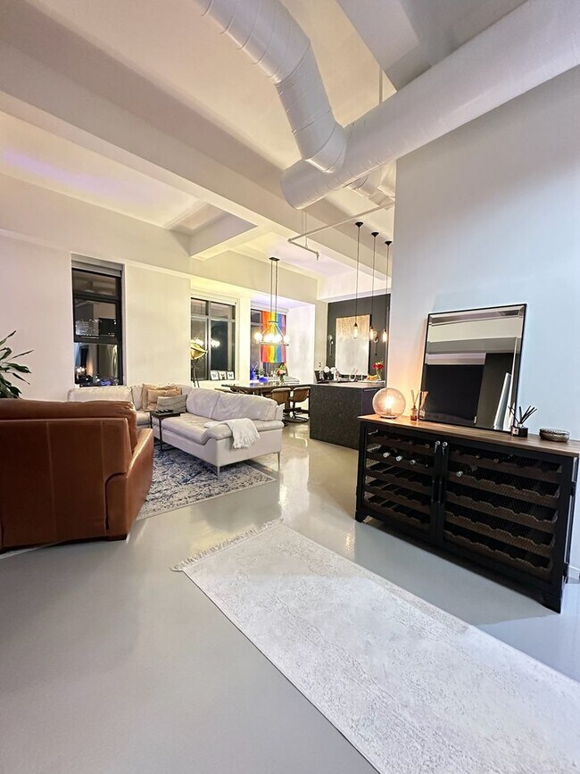 Building Photo - Laconia Lofts